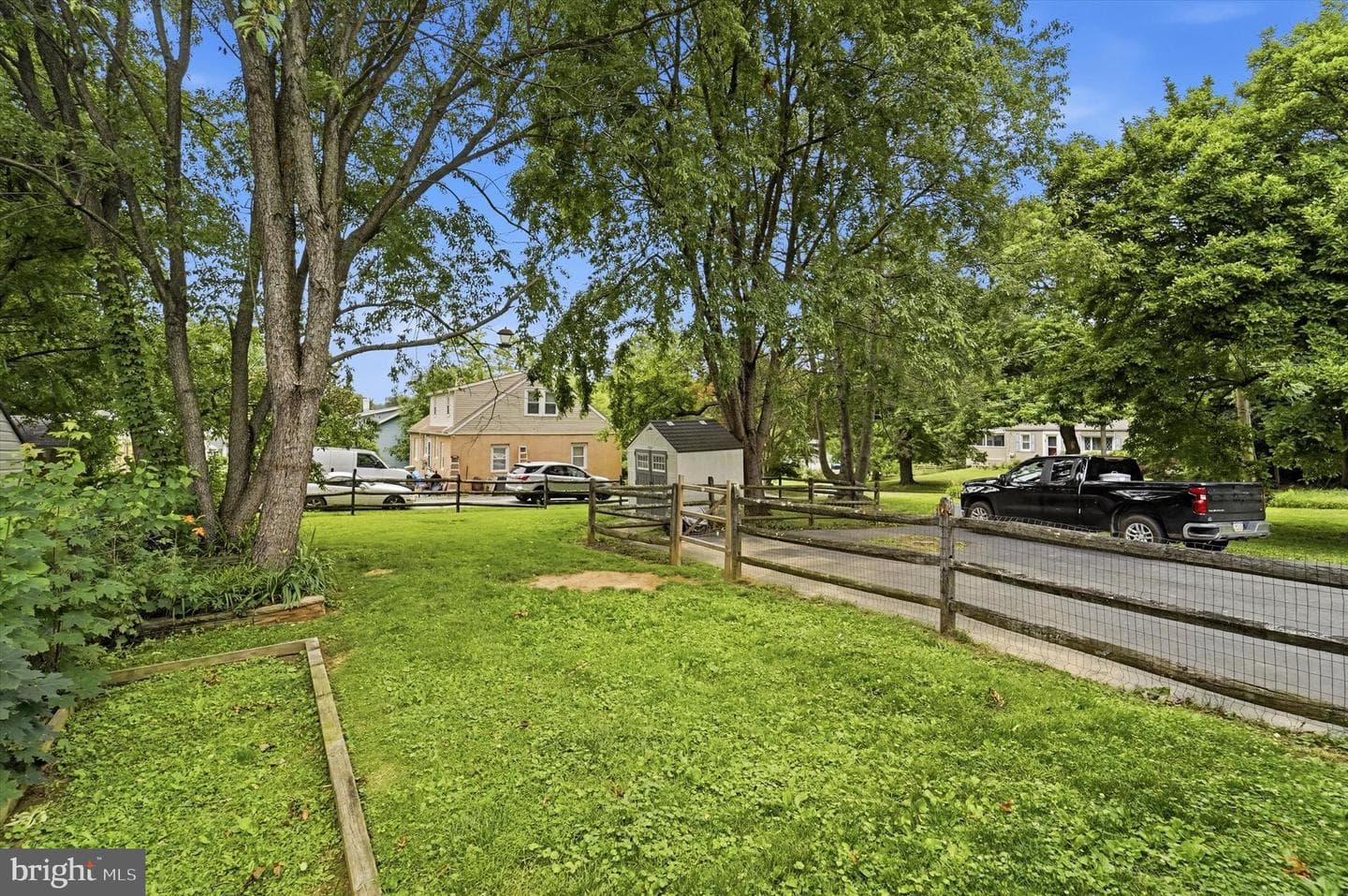 202 Highland Avenue photo 7