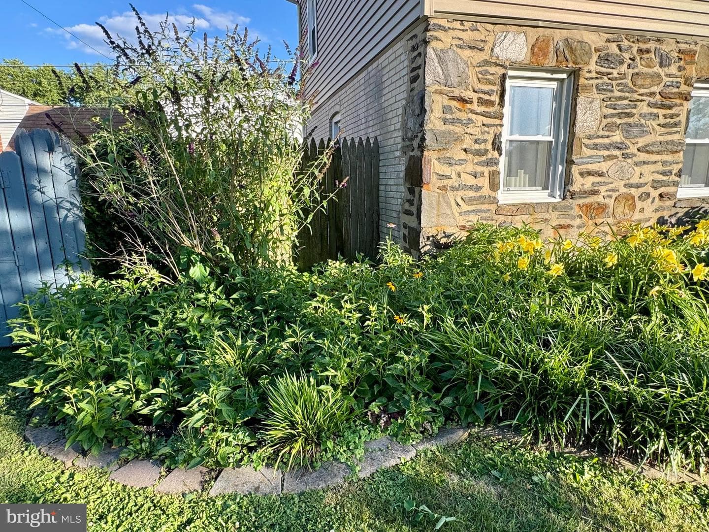 732 Cricket Lane photo 4