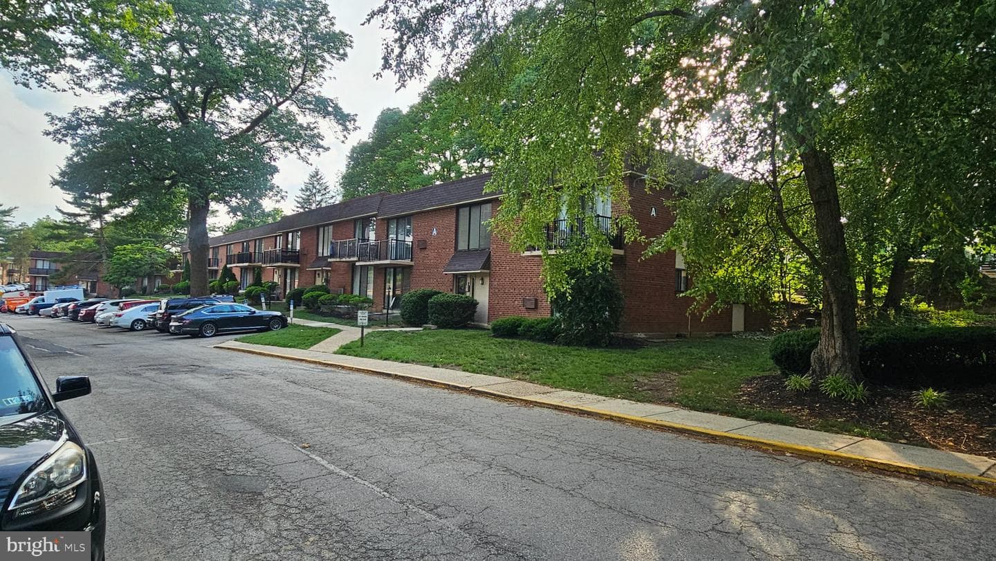 100 E Glenolden Ave # A-6 photo 21