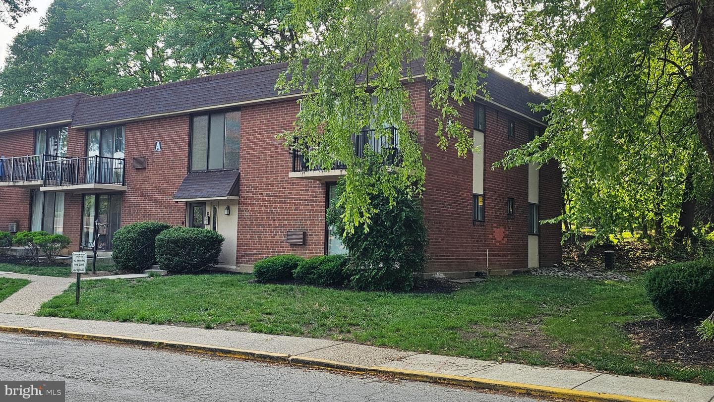 100 E Glenolden Ave # A-6 photo 3