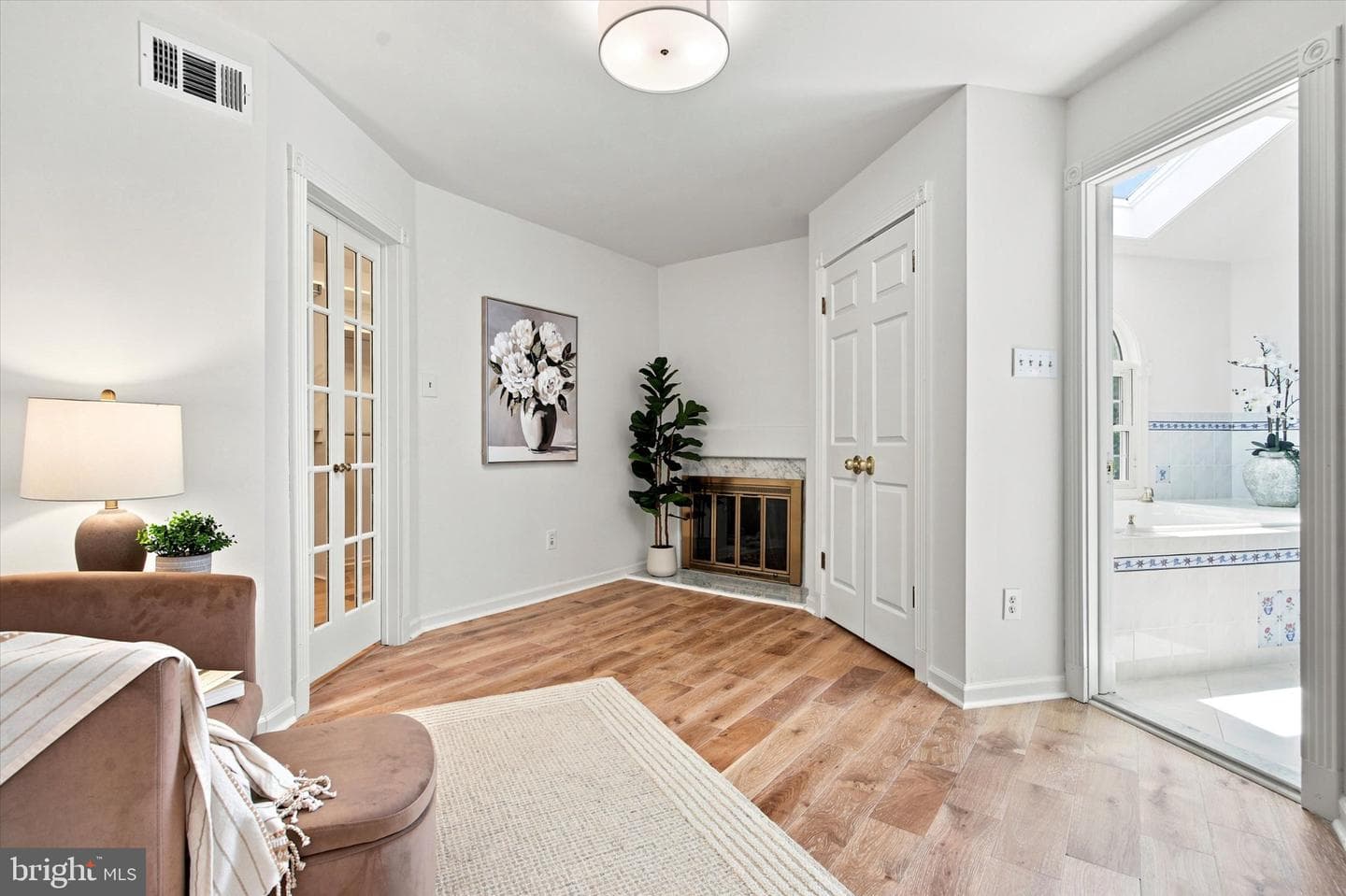 637 Heather Lane photo 35