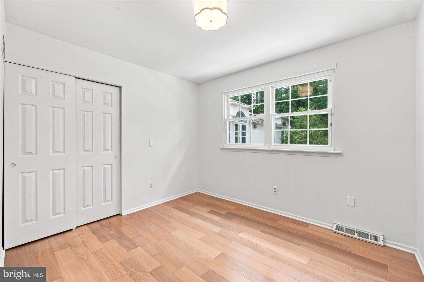 637 Heather Lane photo 45