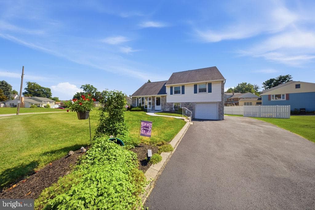 855 Rhoads Drive photo 32