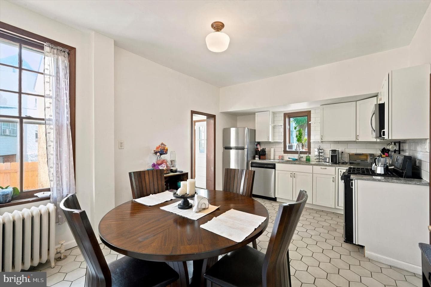219 Crawford Avenue photo 10