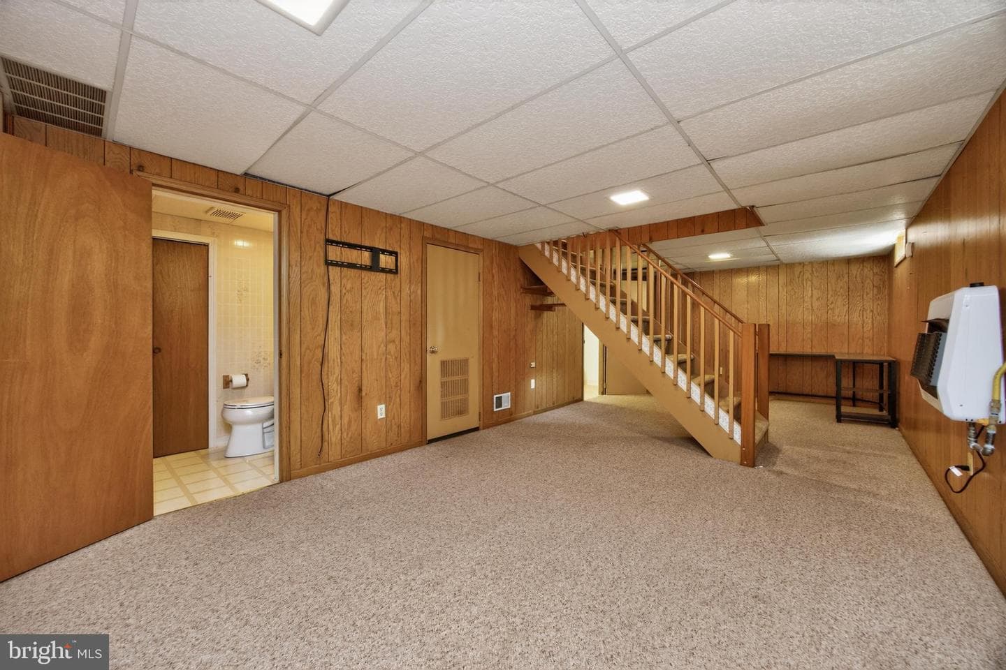 215 Ash Road photo 26