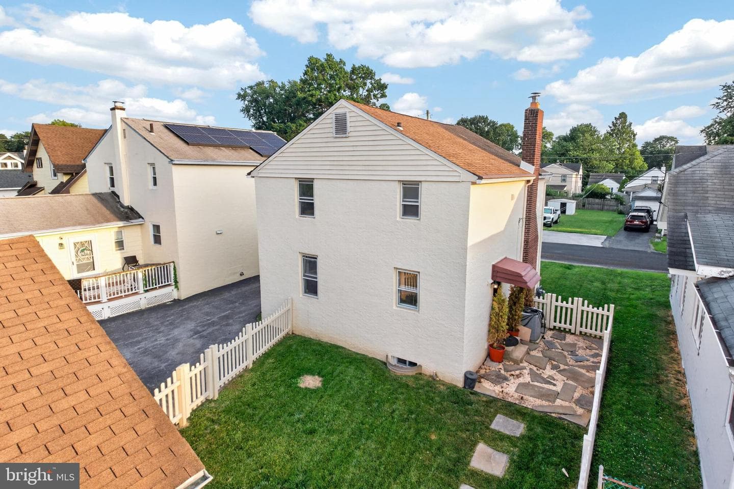 215 Ash Road photo 39