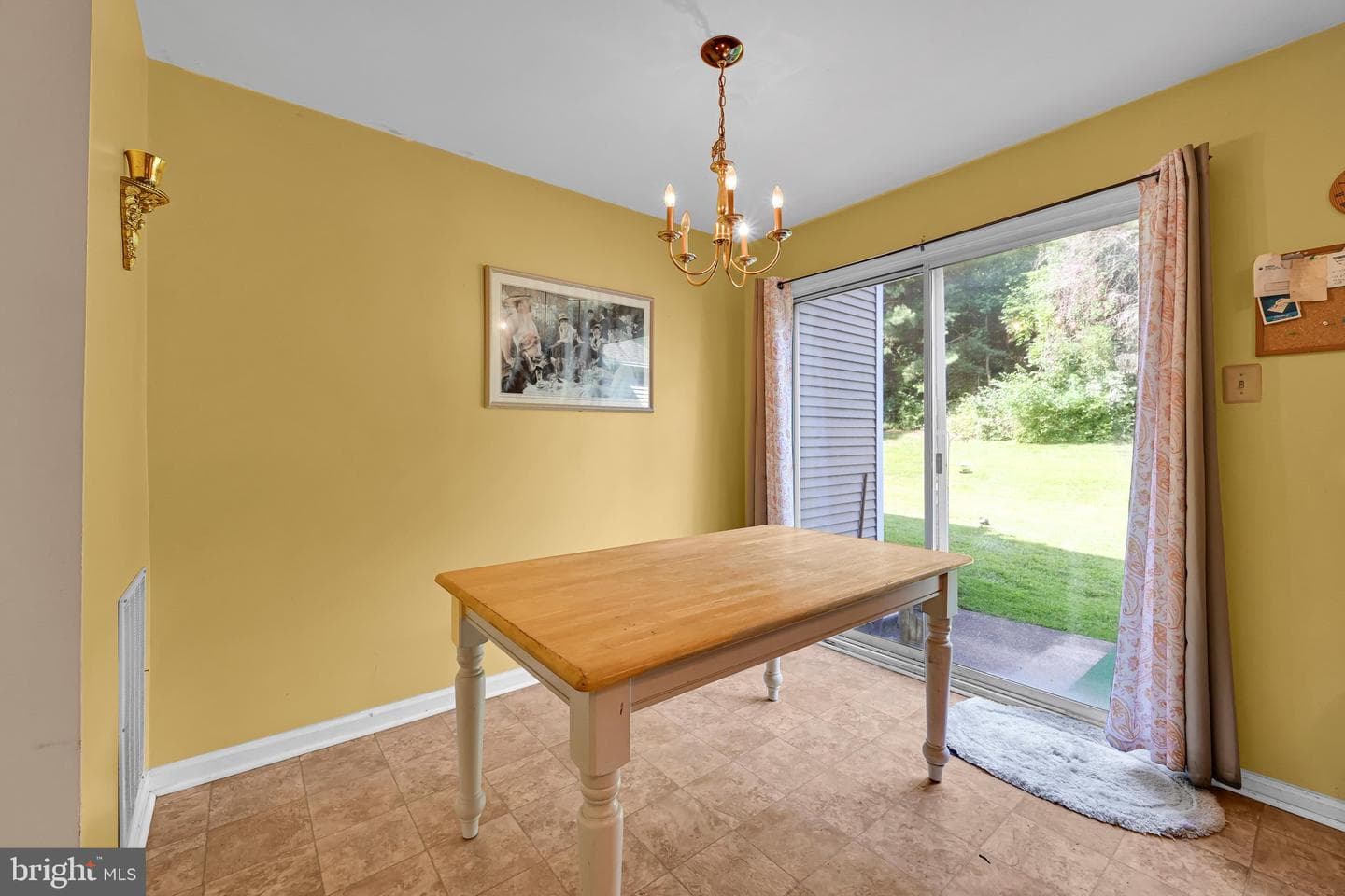 103 Judy Way photo 8