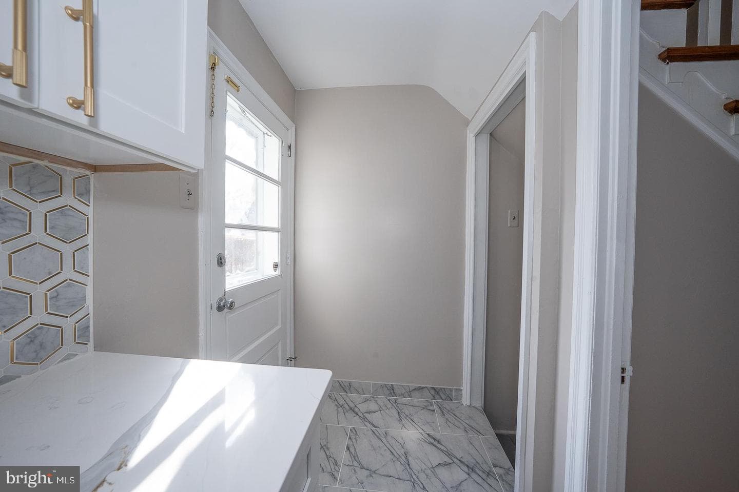 291 Jackson Ave photo 26