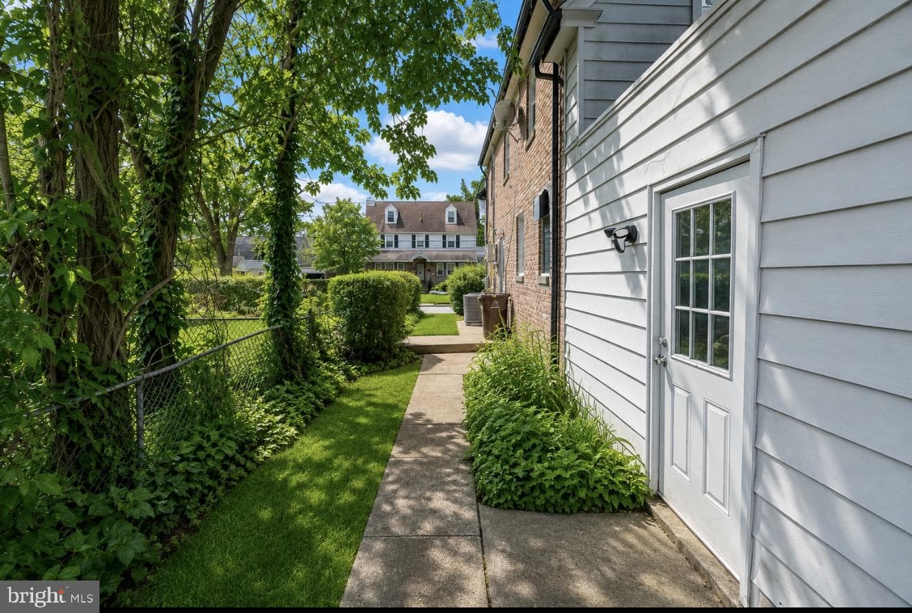 291 Jackson Ave photo 59