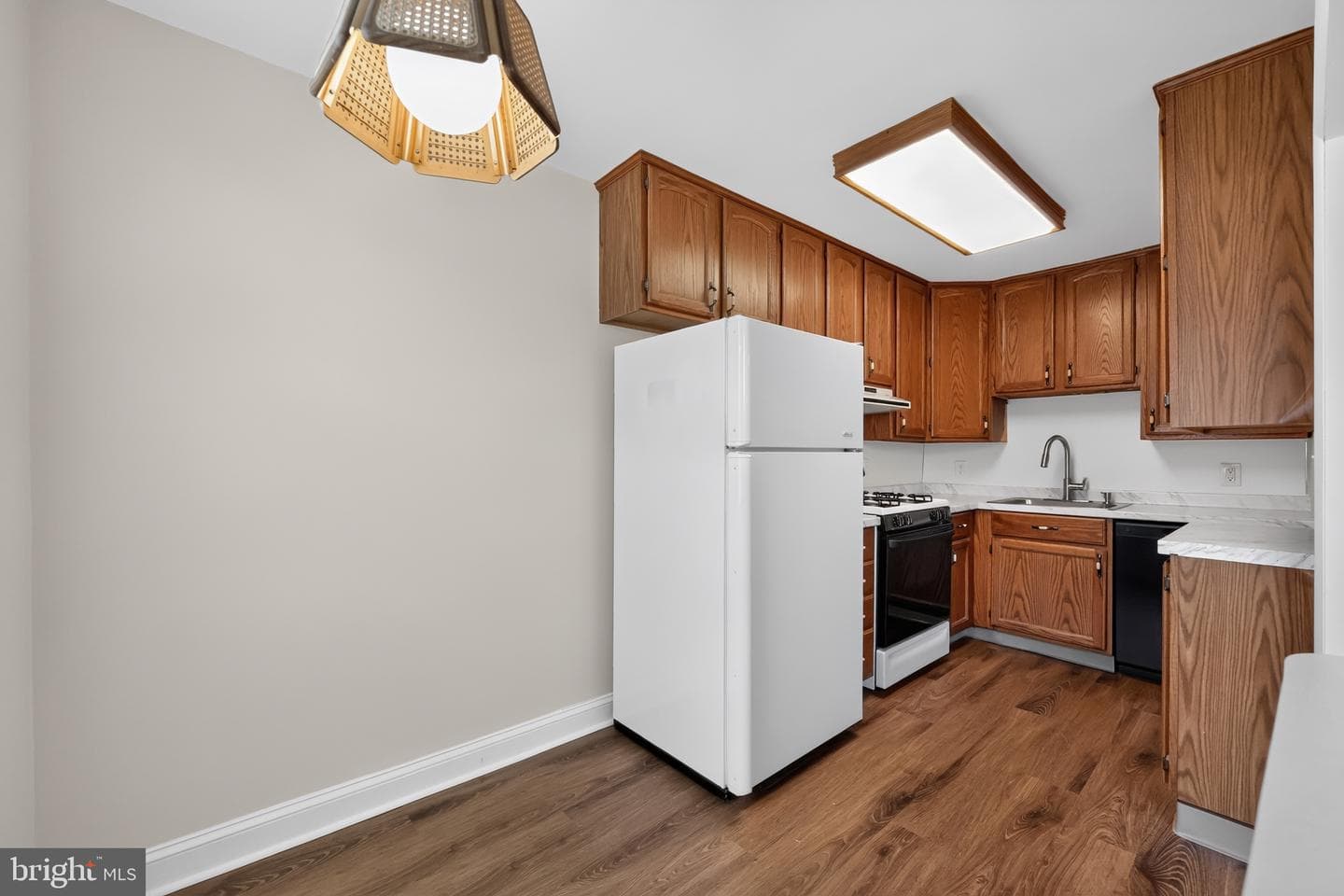 256 Cambridge Road photo 13