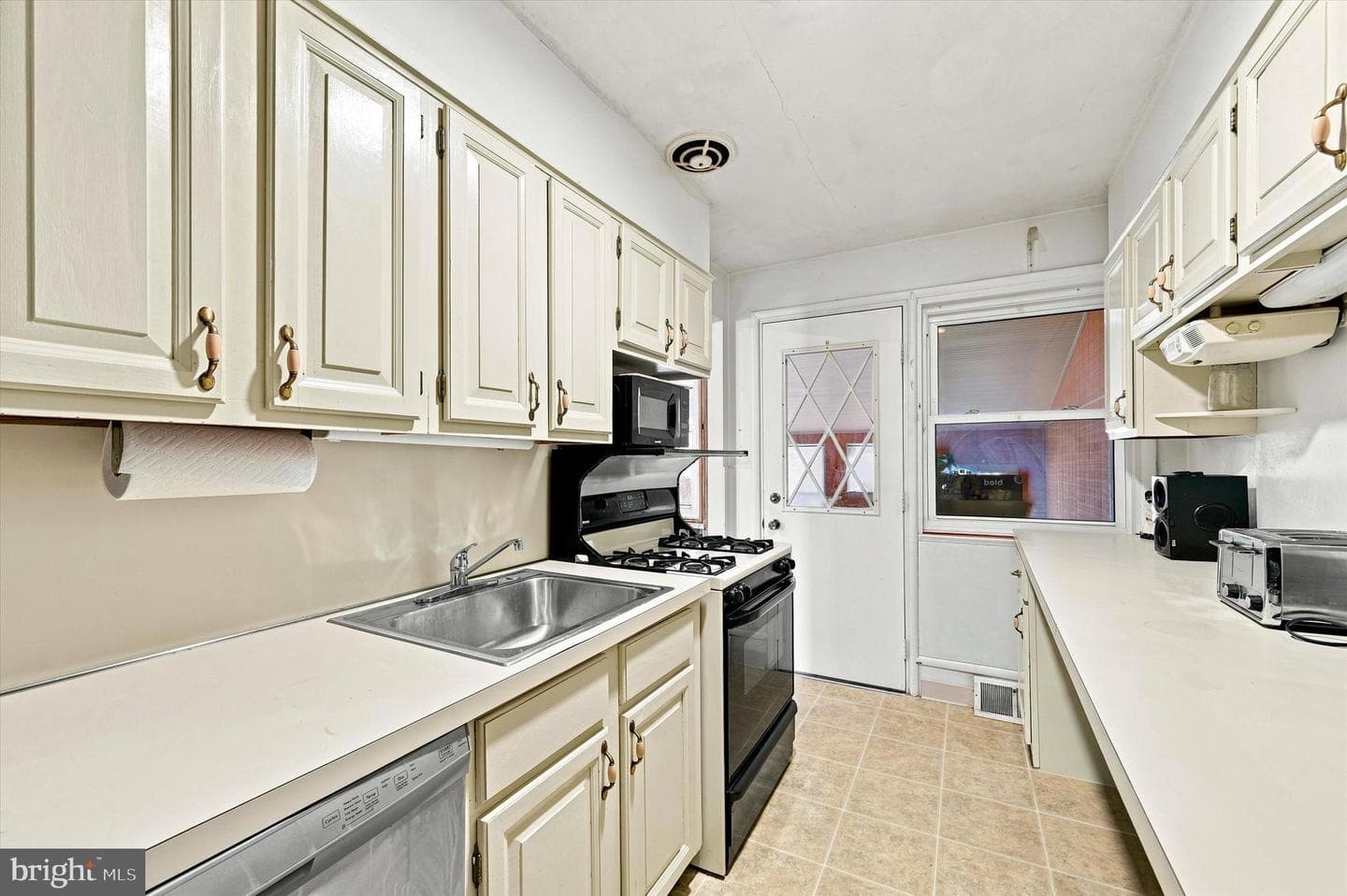 1403 Parklane Road photo 12