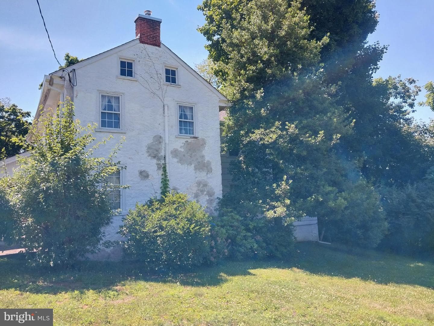 346 Thornton Road photo 5