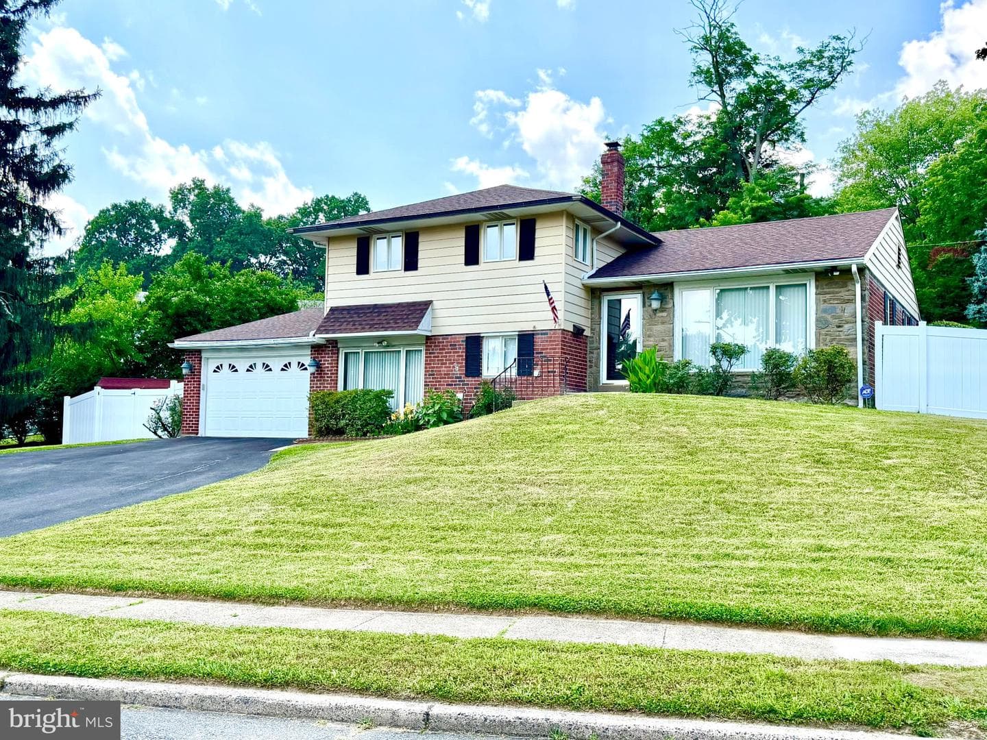 7 Cornell Circle photo 1