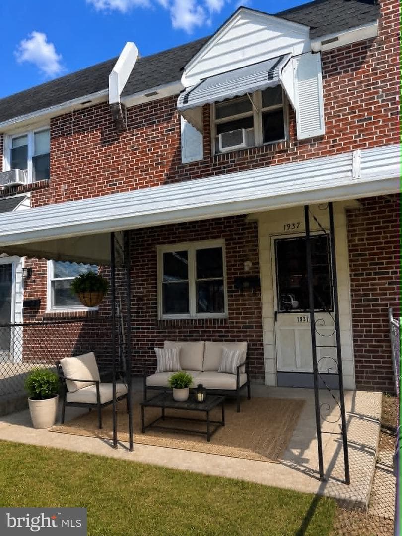 1937 Delmar Drive photo 3