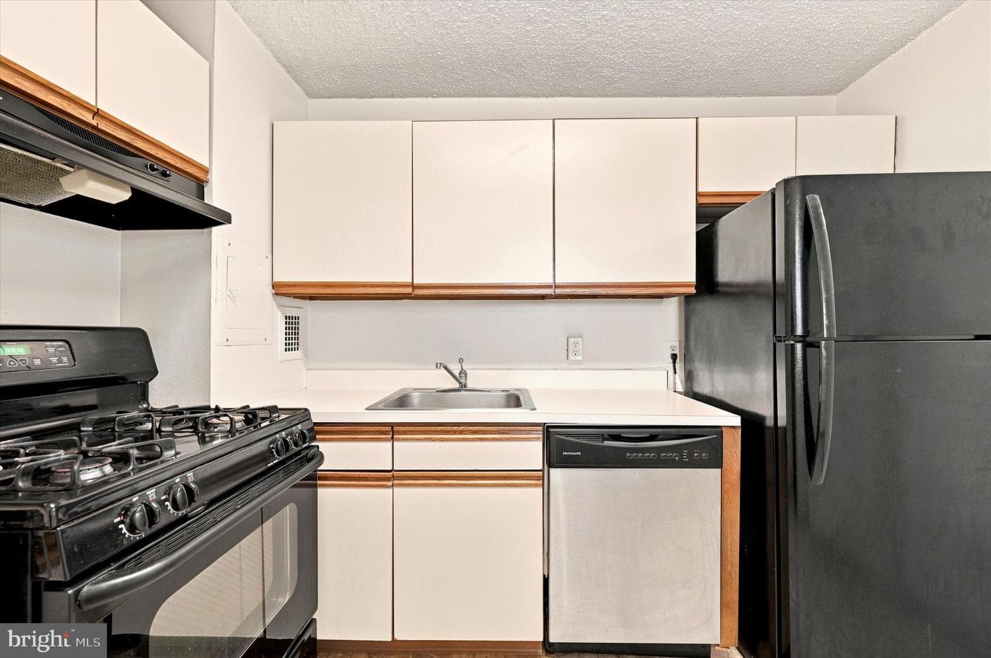 1030 E Lancaster Avenue #614 photo 11