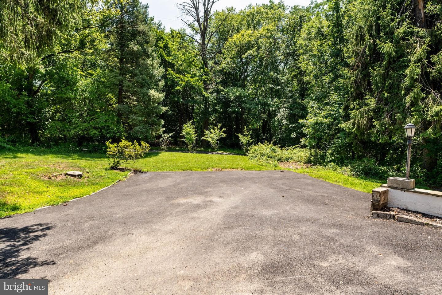 250 S Pennell Road photo 36