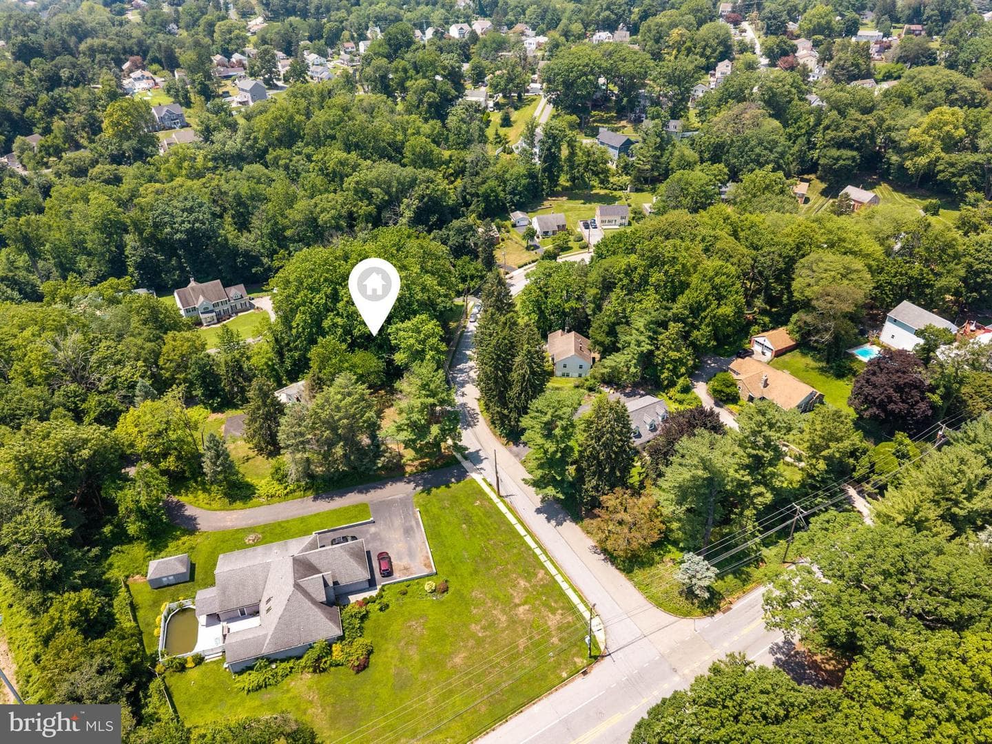 250 S Pennell Road photo 37