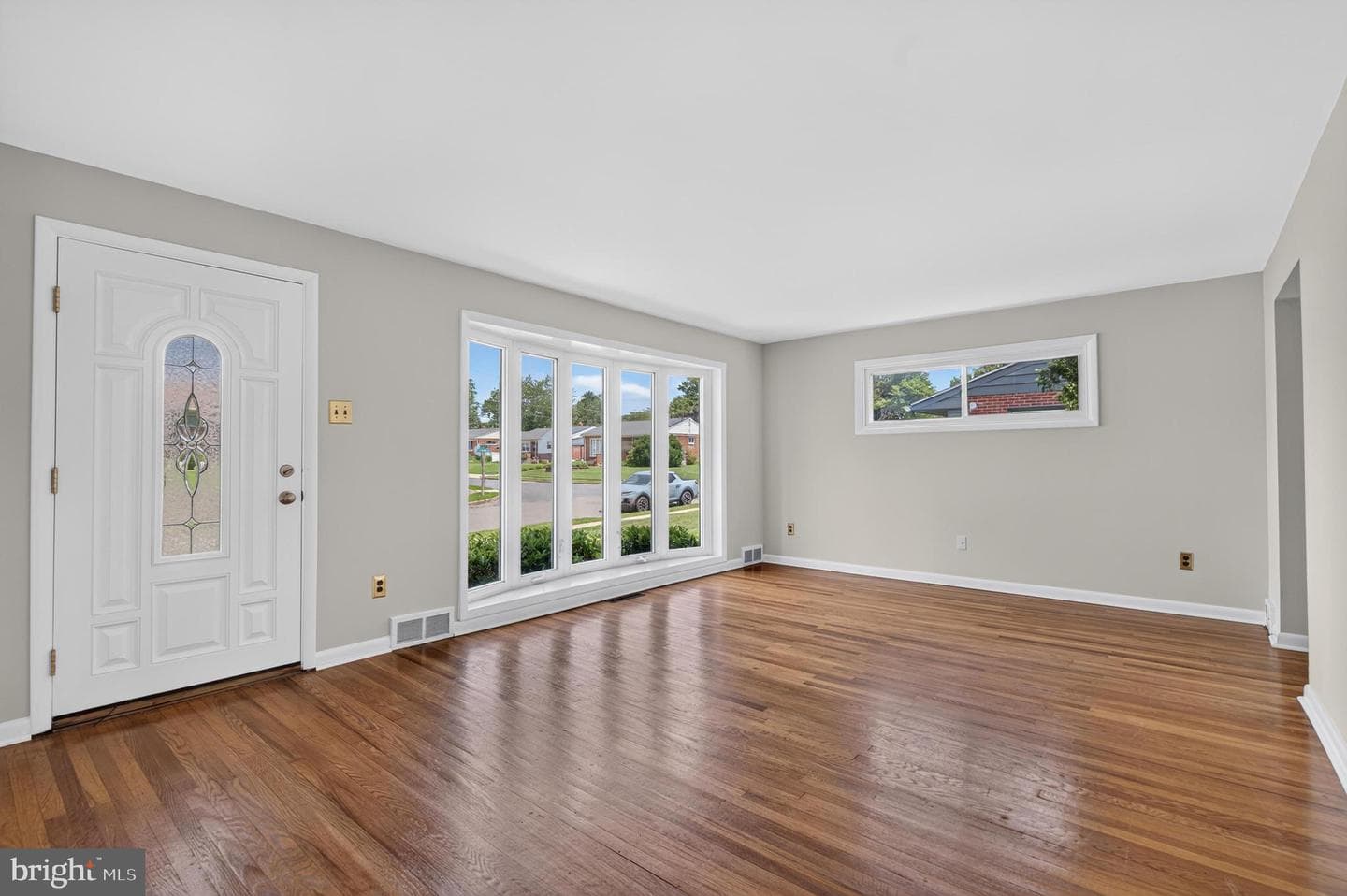 1107 Evergreen Avenue photo 4