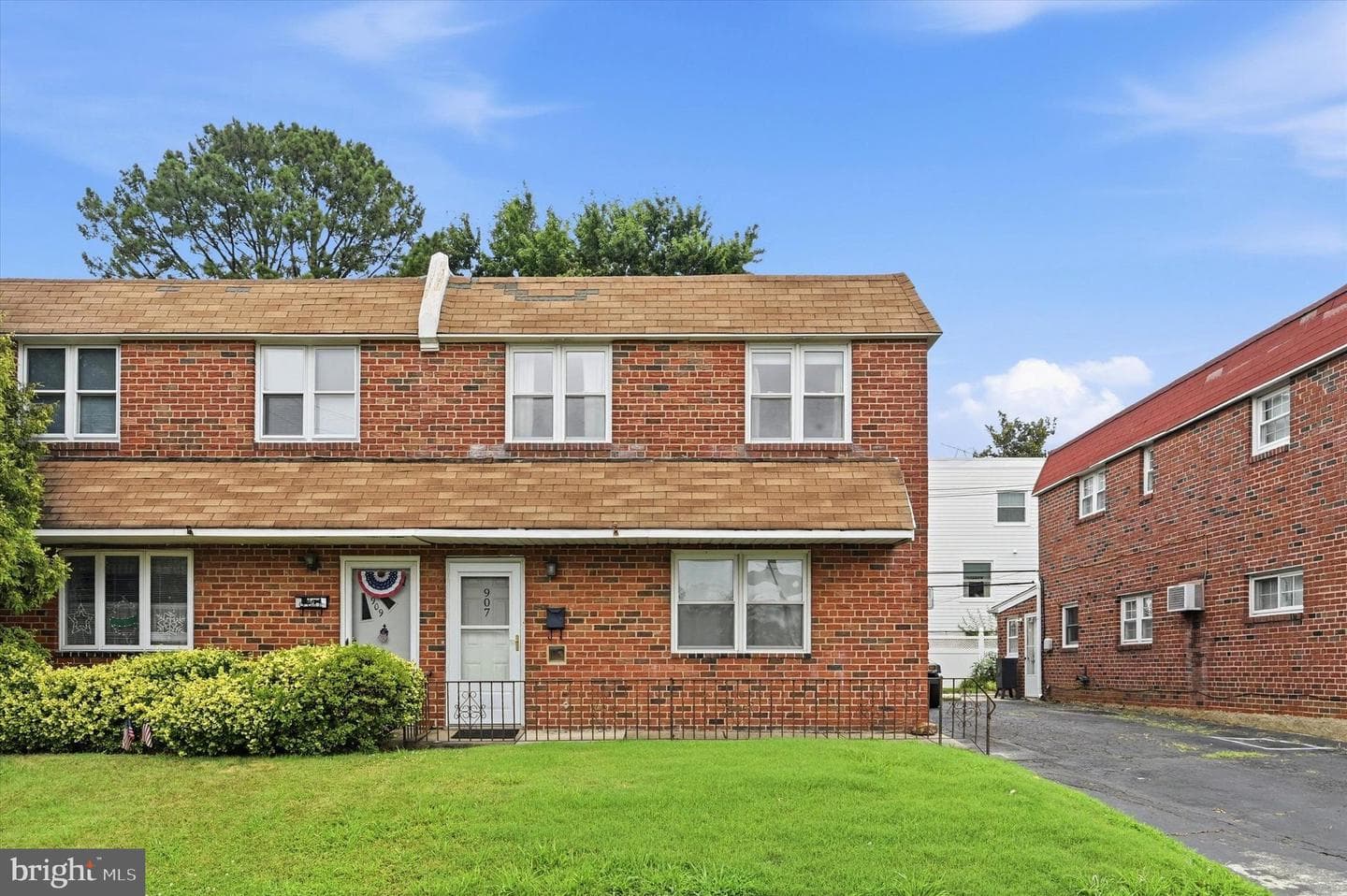 907 Hancock Street, Milmont Park