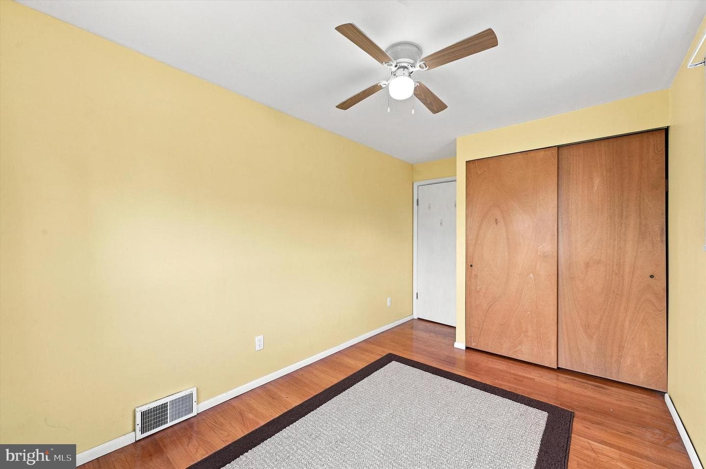 907 Hancock Street photo 20