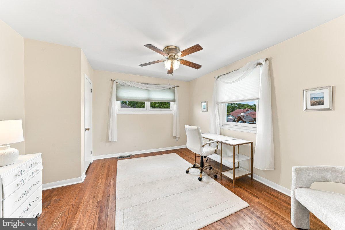 240 Talbot Drive photo 26
