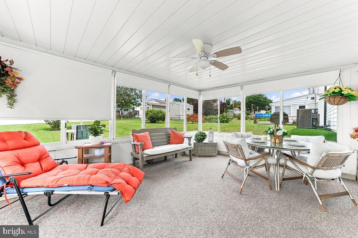 240 Talbot Drive photo 33