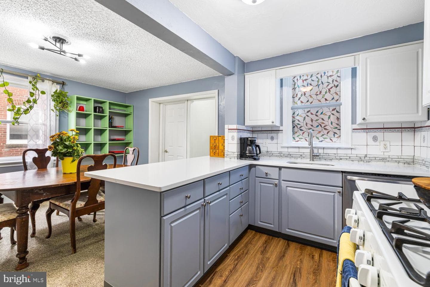 345 Holmes Road photo 10