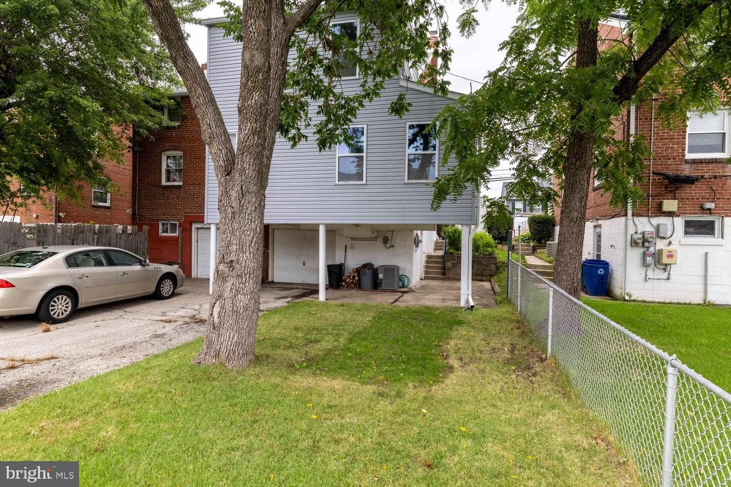 345 Holmes Road photo 24
