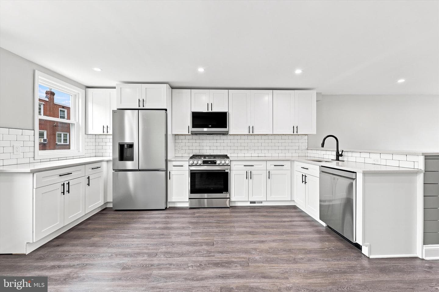 205 W Washington Avenue, Clifton Heights