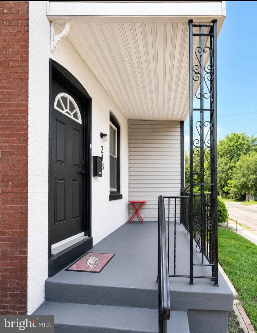 246 Mill Street photo 3