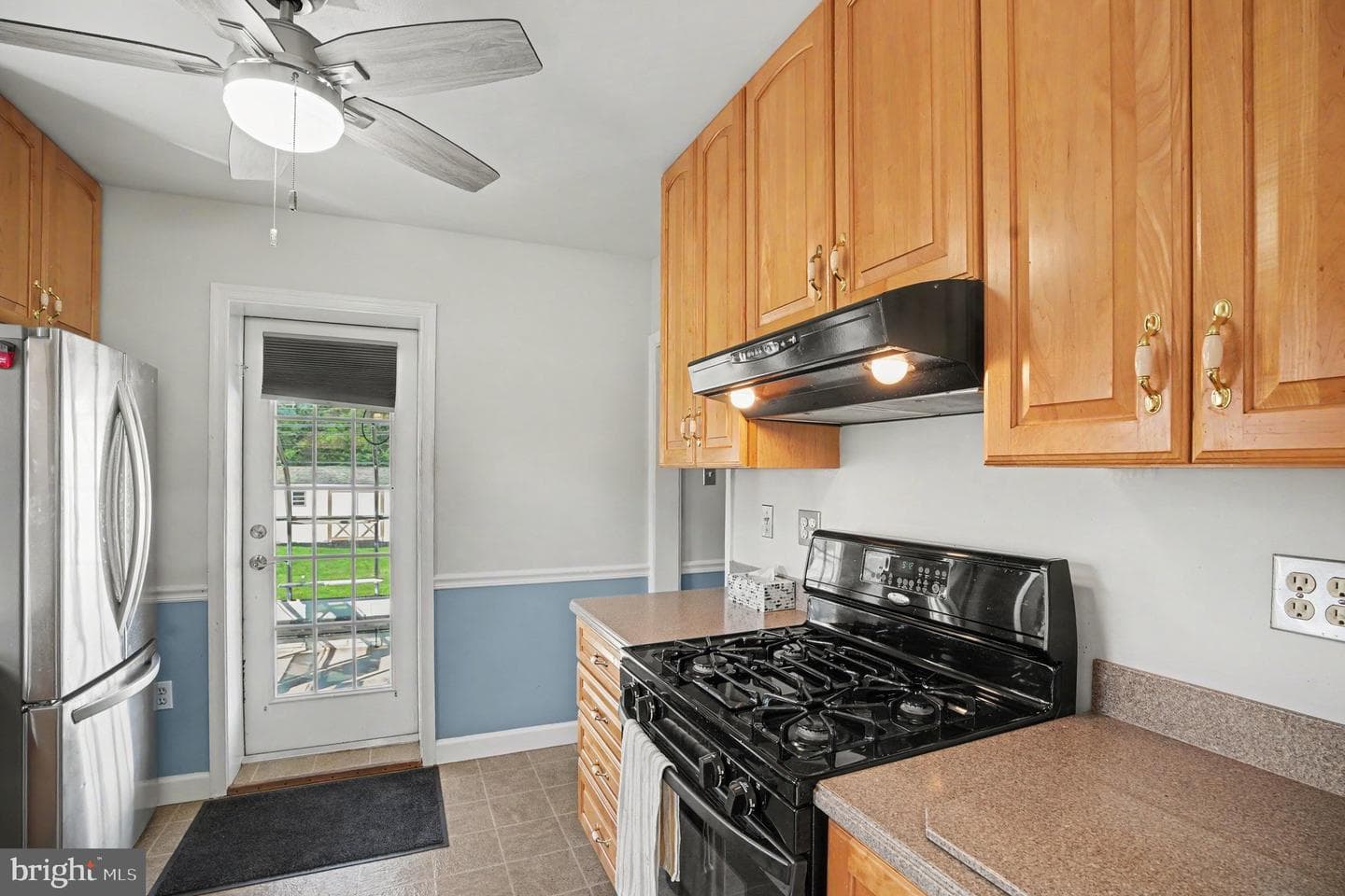 908 E Haverford Road photo 9