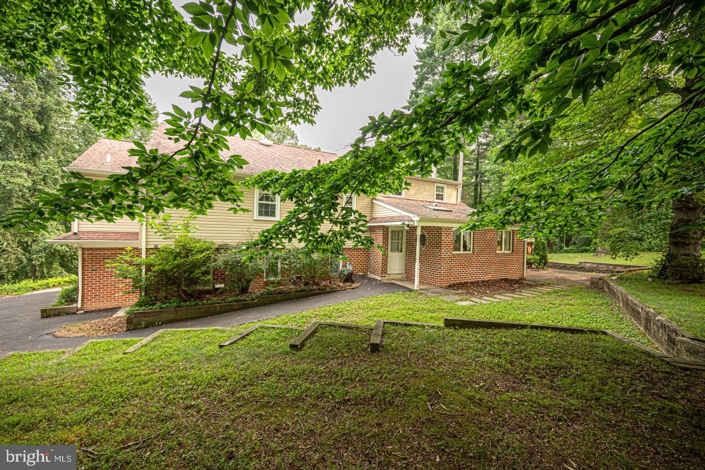 505 Cricket Lane photo 32