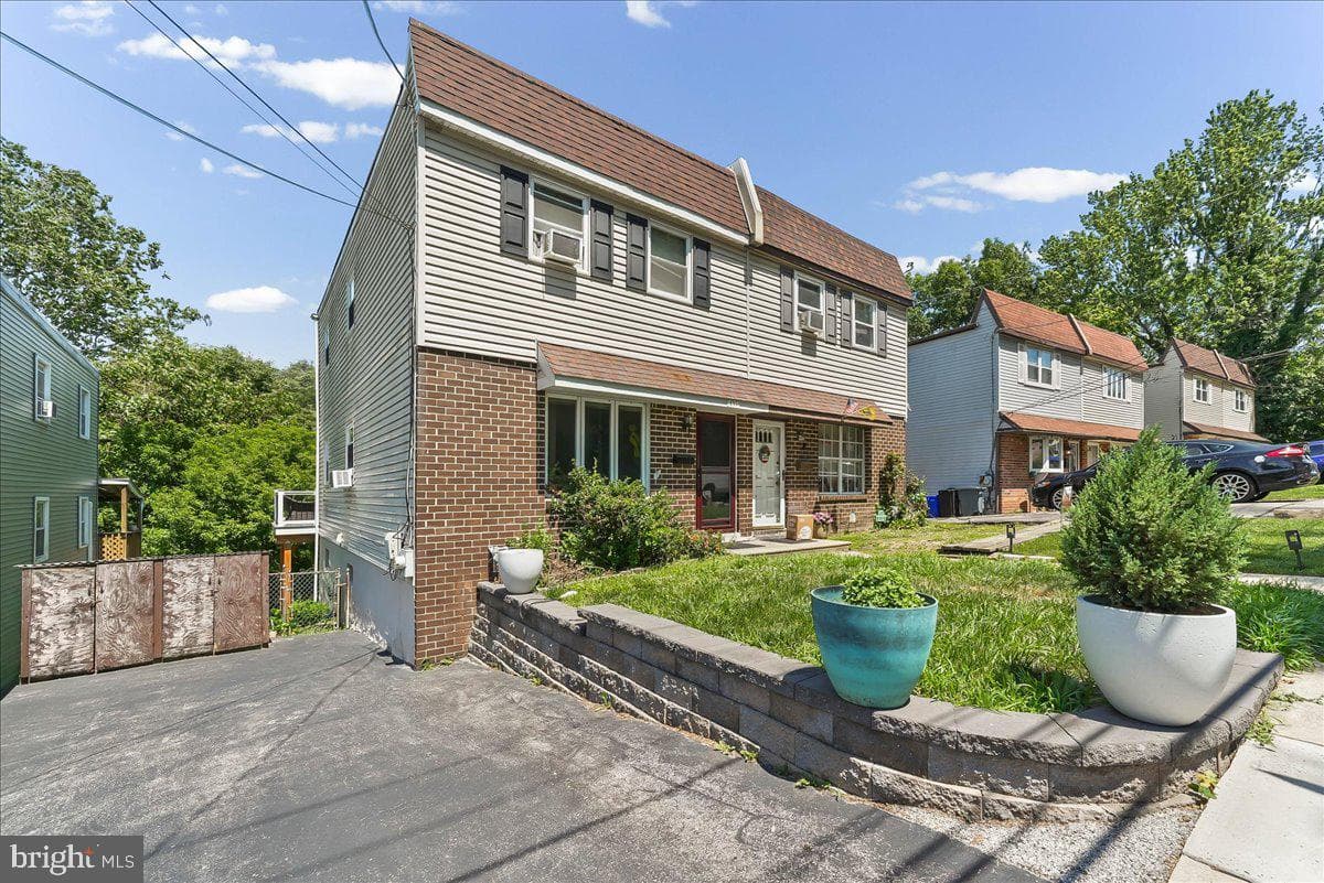 435 N Sycamore Avenue, Clifton Heights