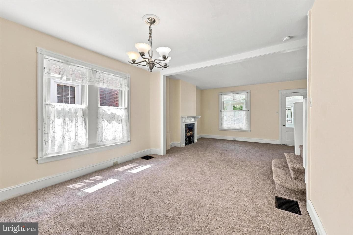 242 Virginia Avenue photo 7