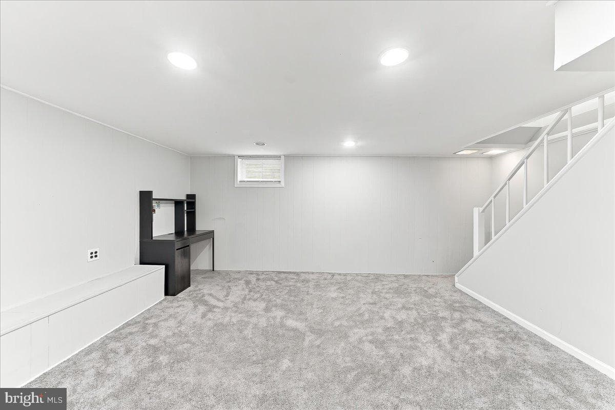 426 Sharp Avenue photo 21