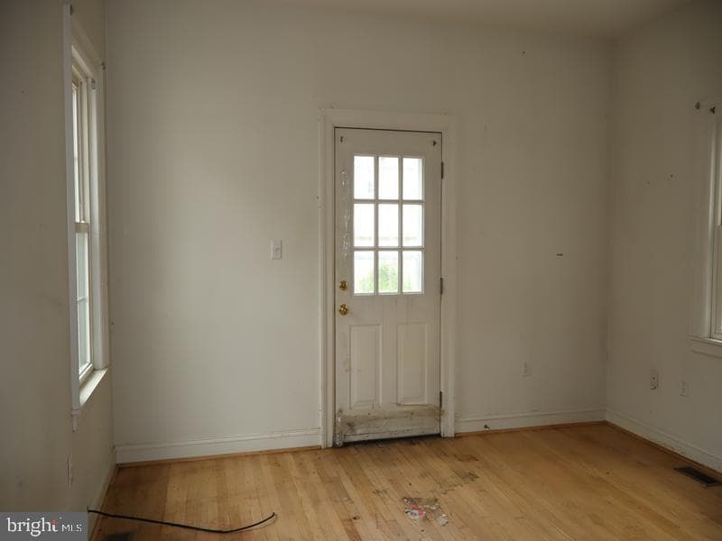 219 Wayne Avenue photo 23