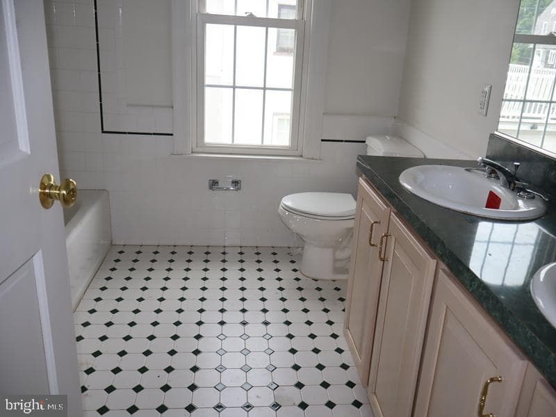 219 Wayne Avenue photo 31