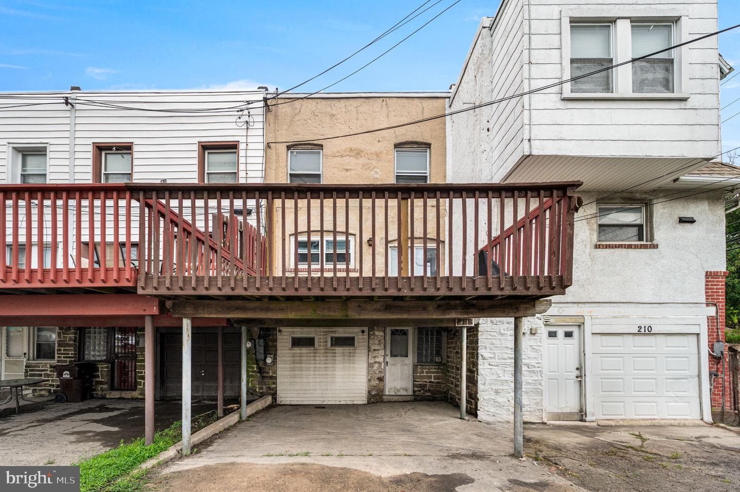 208 E Essex Avenue photo 25