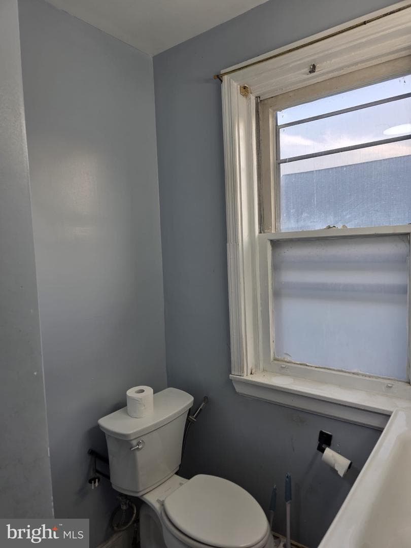 227 Ardmore Avenue photo 12