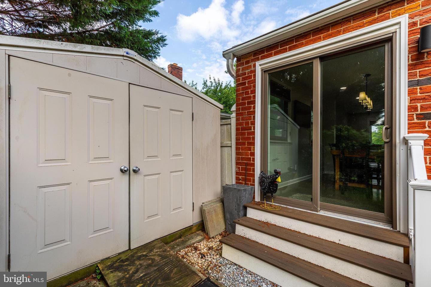 609 Hillside Avenue photo 49