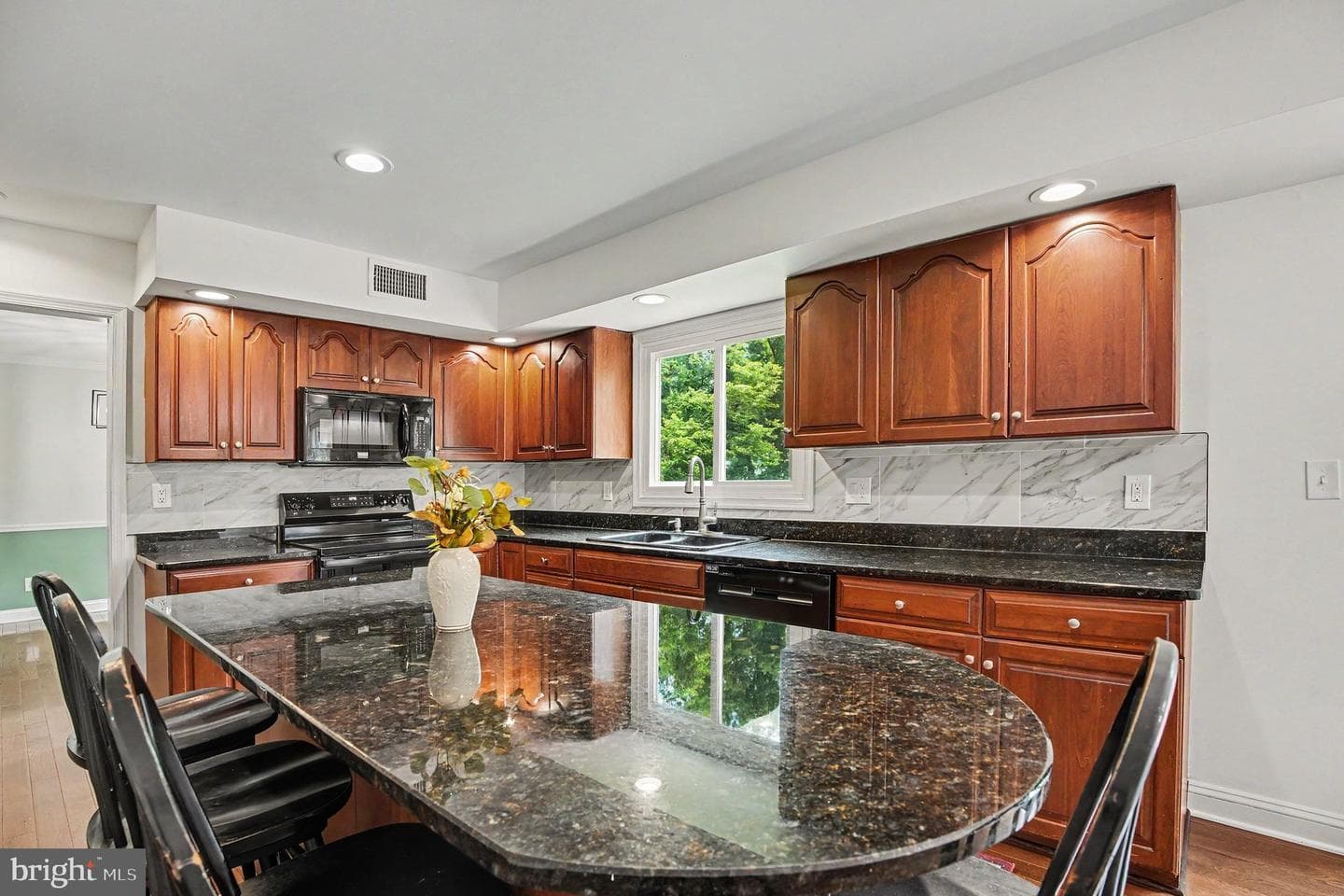 444 Valleybrook Road photo 11