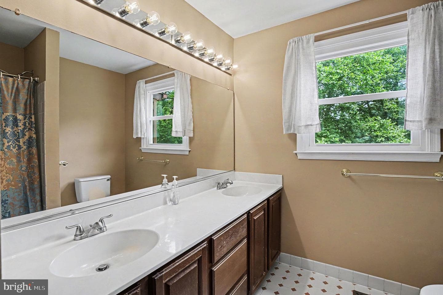 444 Valleybrook Road photo 29