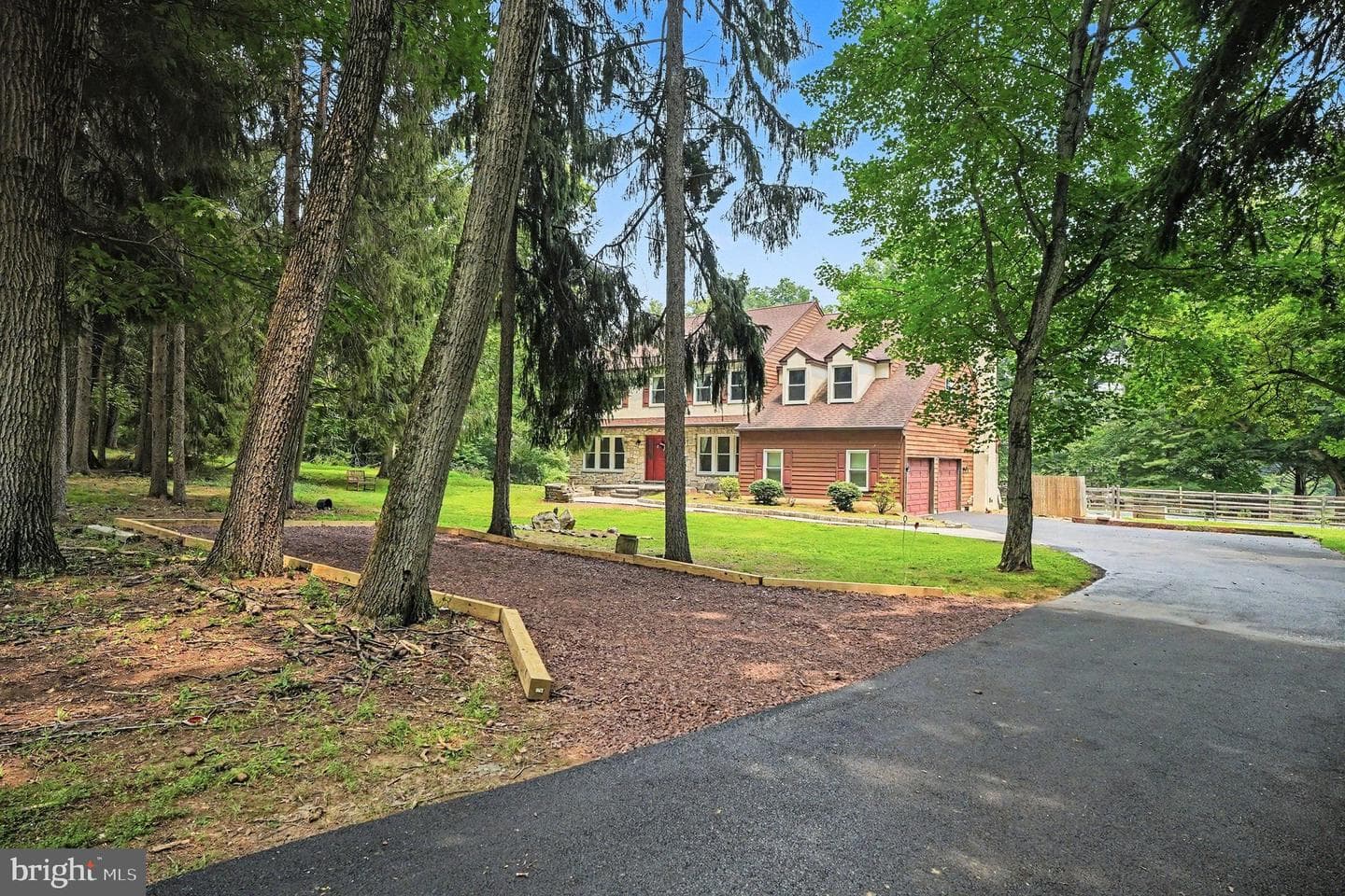 444 Valleybrook Road photo 32