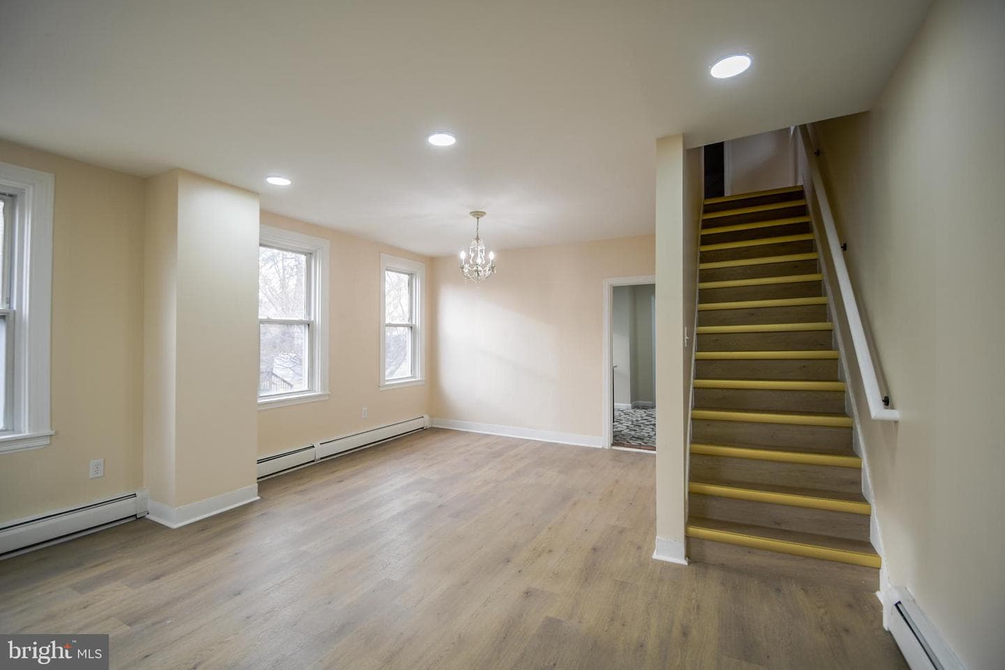 3817 Dennison Avenue photo 5