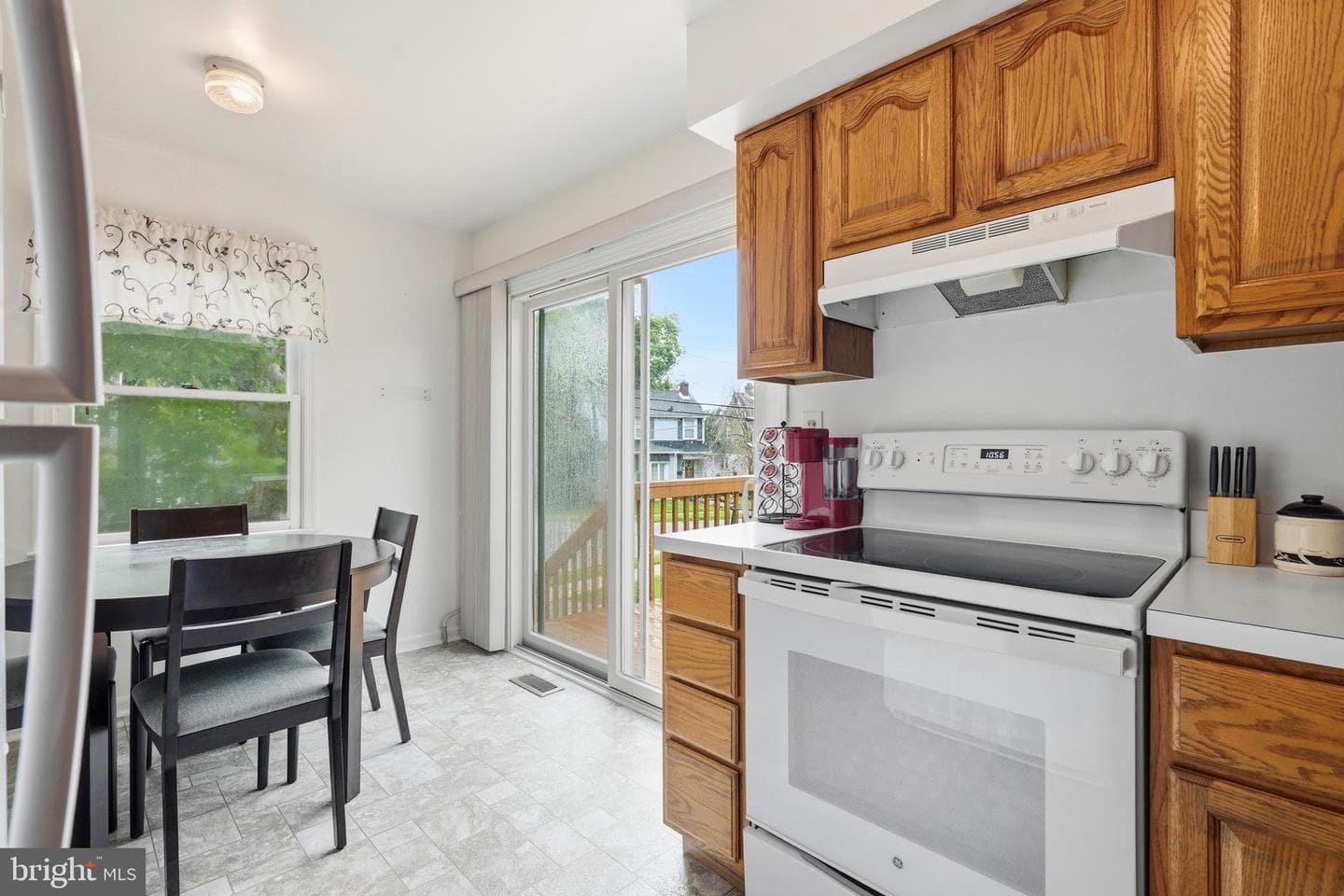 201 Summit Avenue photo 10