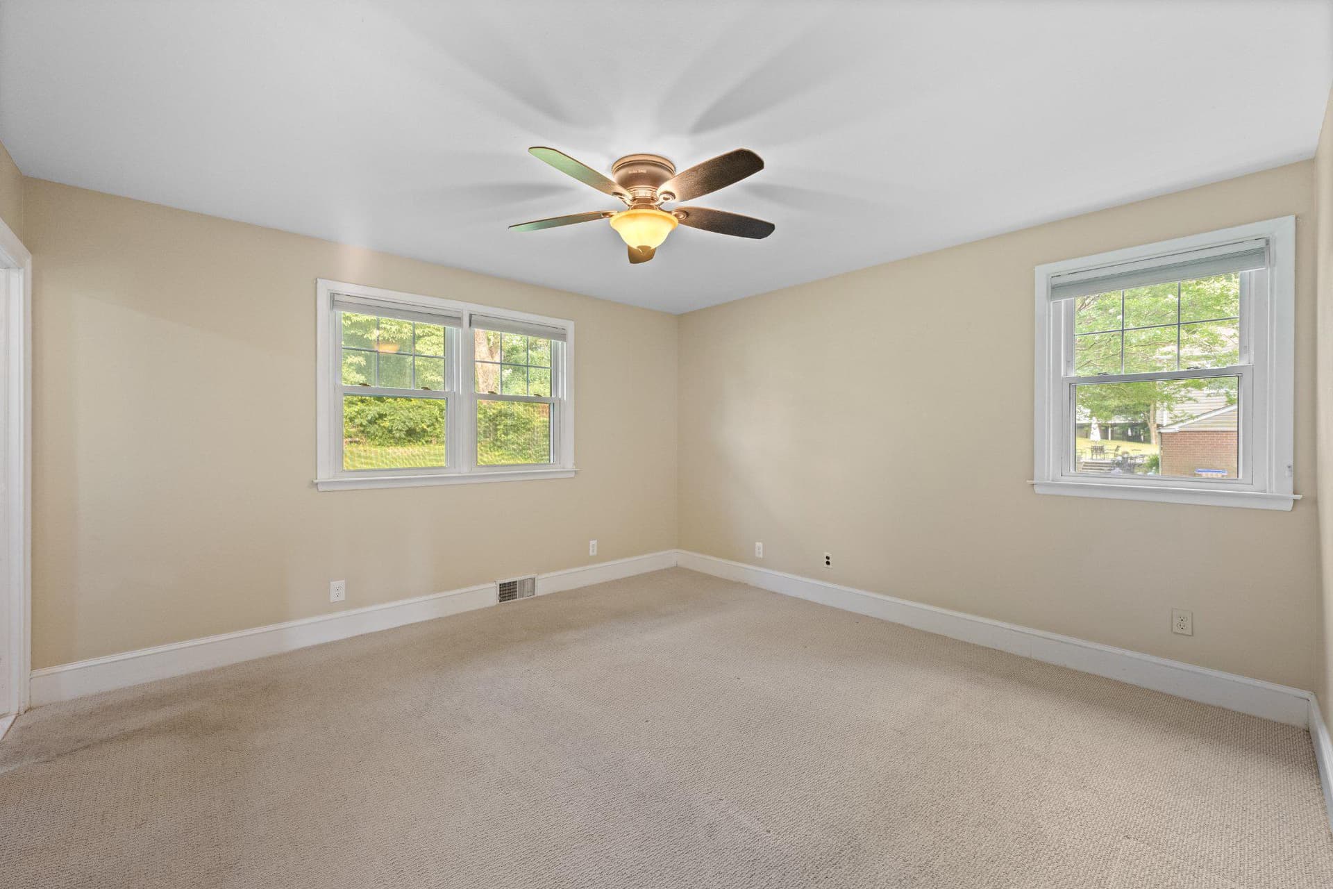 420 Bishop Hollow Road photo 23