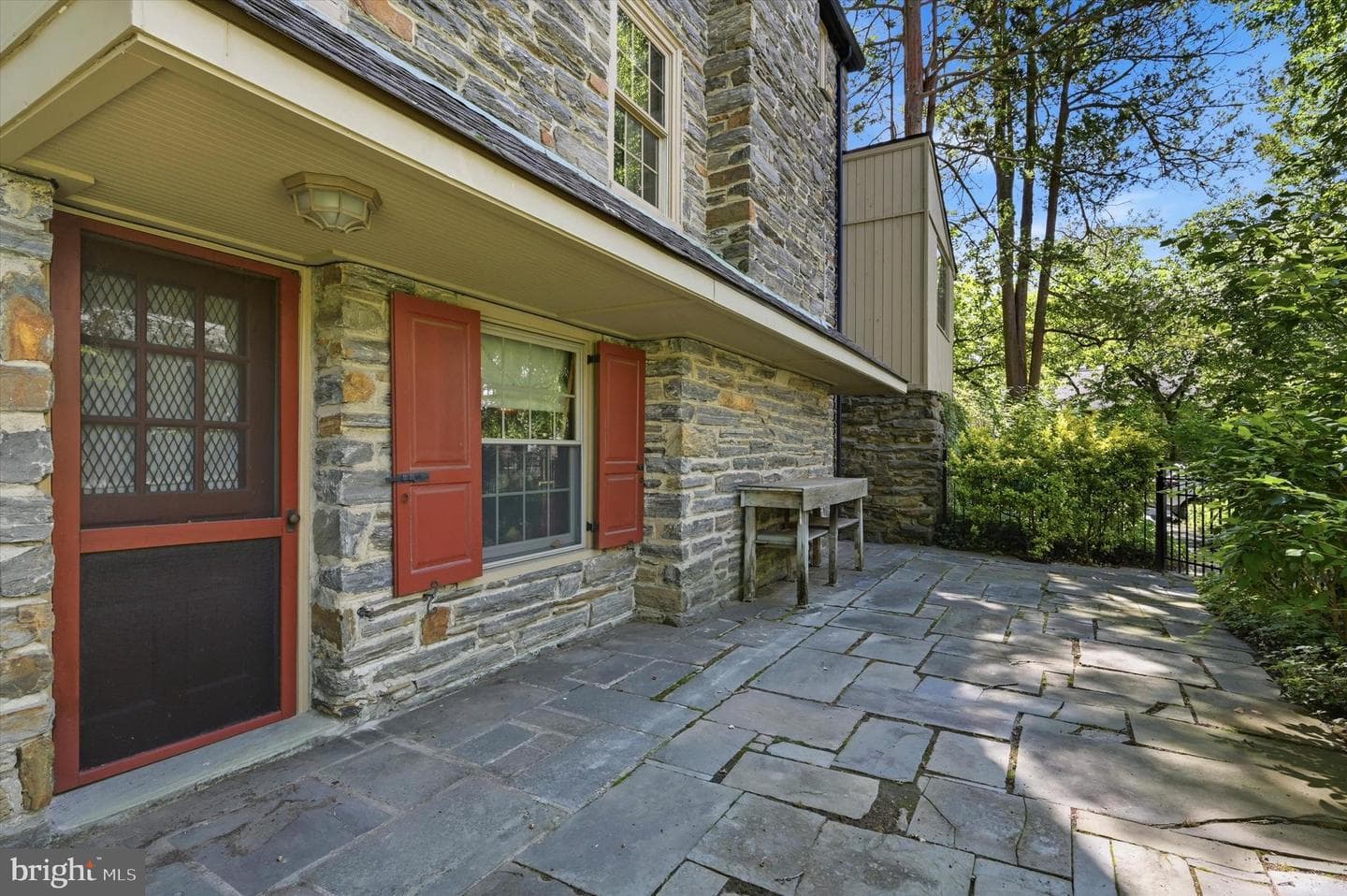 1010 Crest Road photo 42