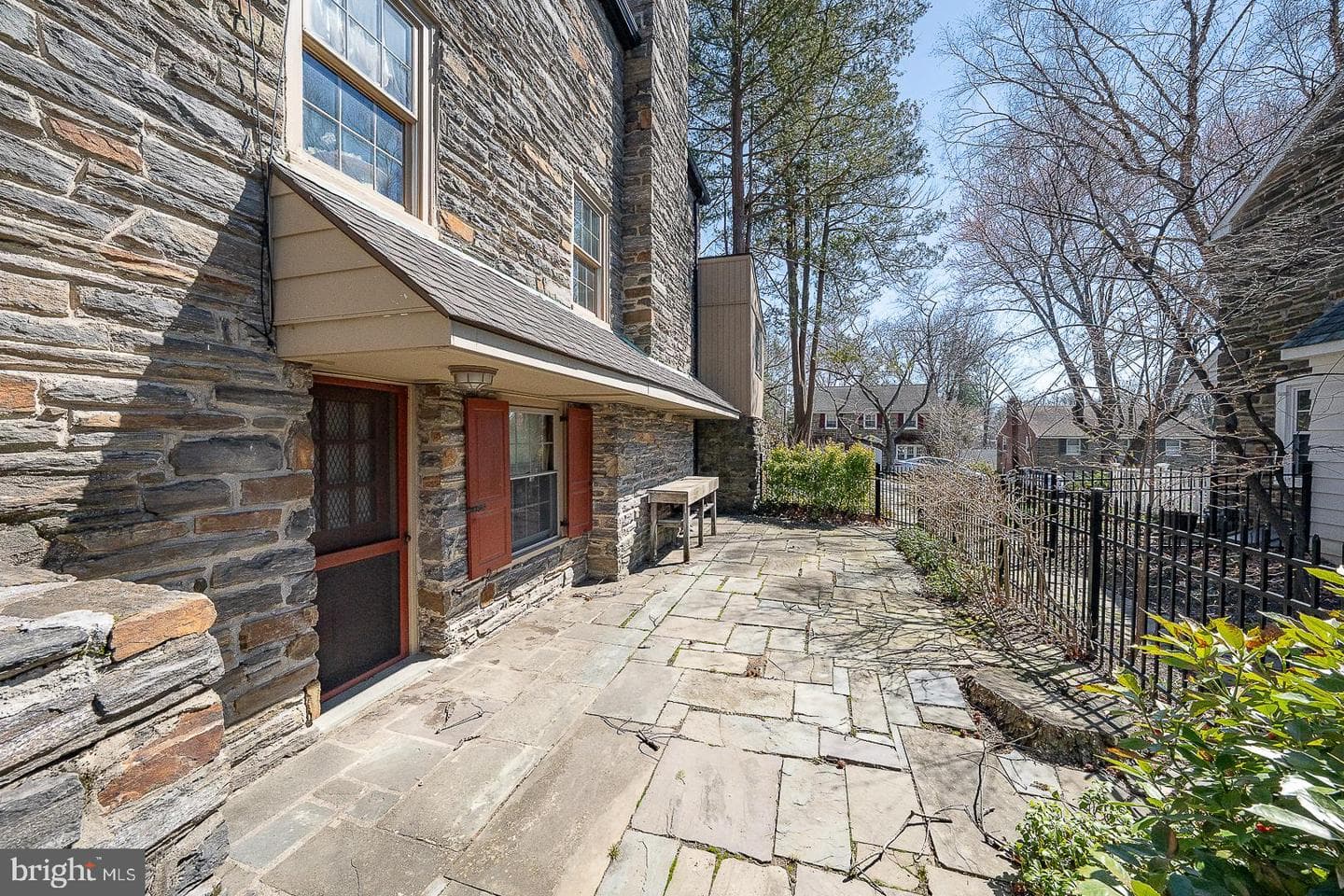 1010 Crest Road photo 50