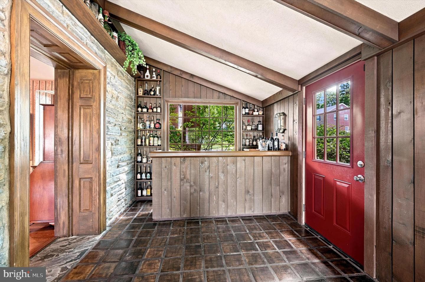 1010 Crest Road photo 6