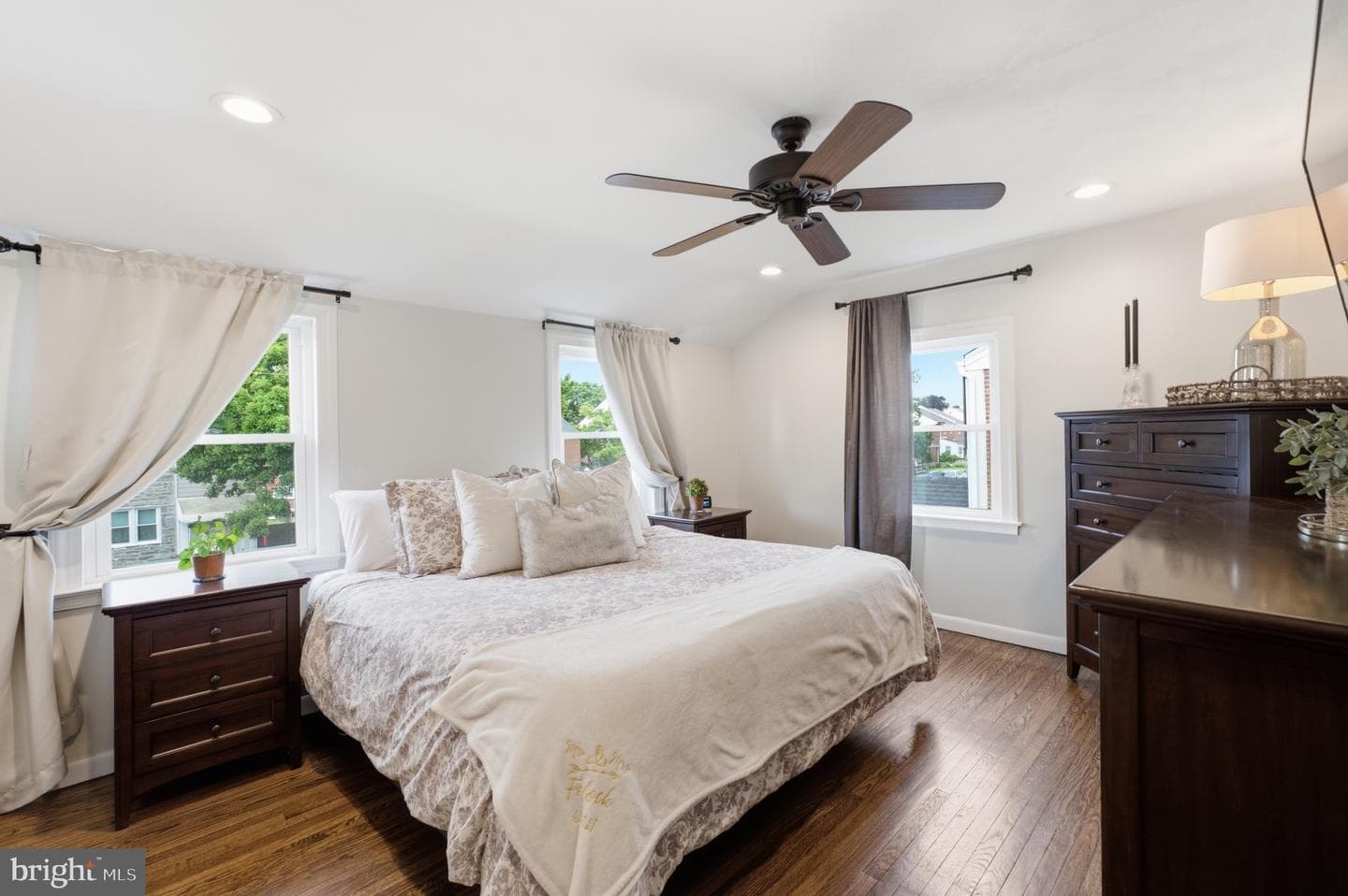 1024 Cobbs Street photo 14